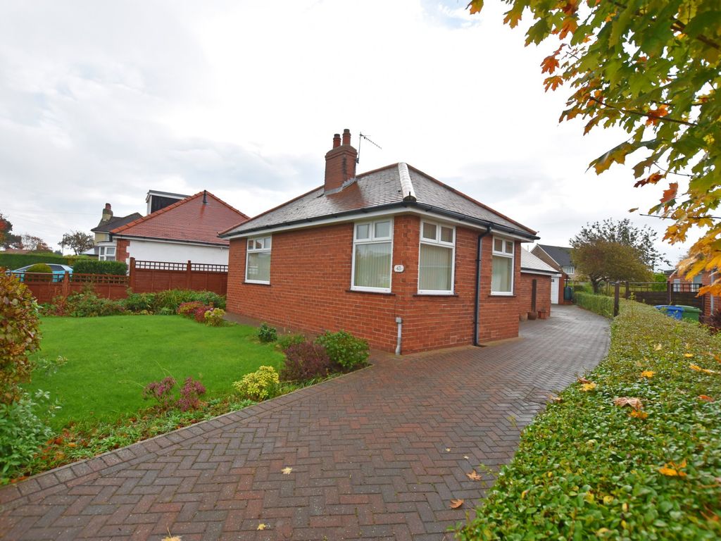 2 bed detached bungalow for sale in Fieldstead Crescent, Newby