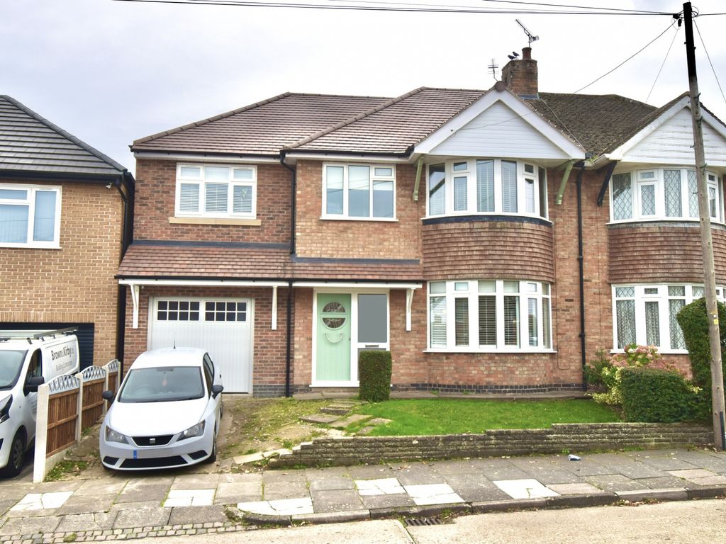 Valentine Road, Leicester LE5  