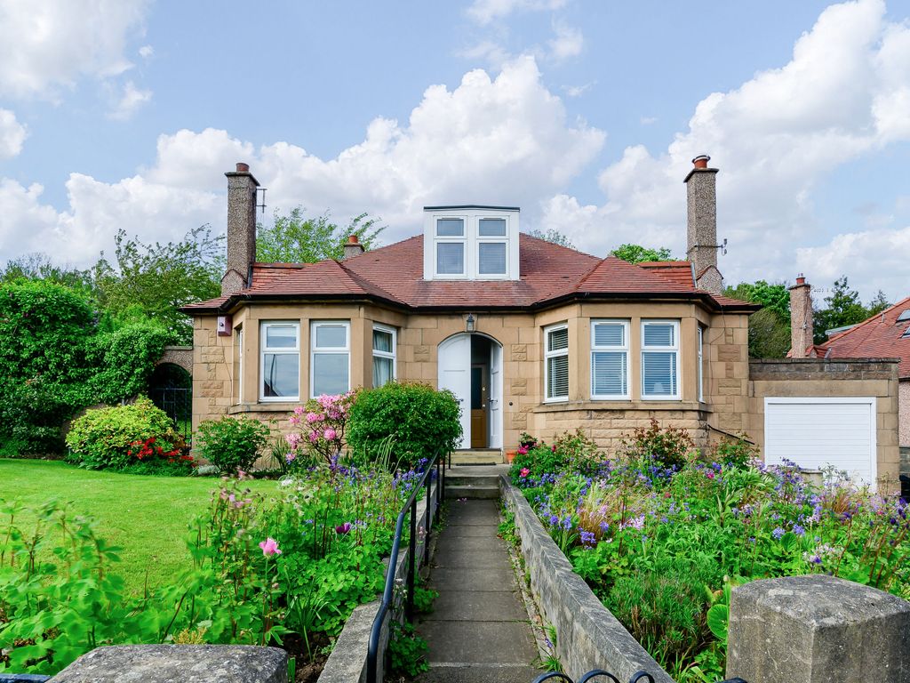 4 bed detached bungalow for sale in 80 Meadowfield Terrace, Duddingston