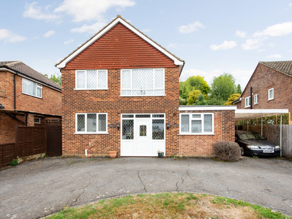 4 bed detached house for sale in Rushmore Hill, Orpington BR6 Zoopla