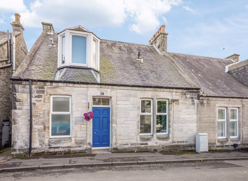 3 bed flat for sale in Castleblair Park, Dunfermline KY12 Zoopla