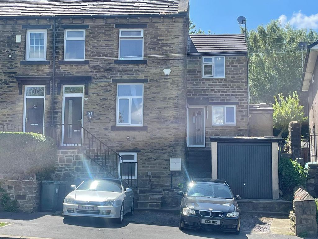 4 bed semidetached house for sale in Cottingley Cliffe Road, Bingley