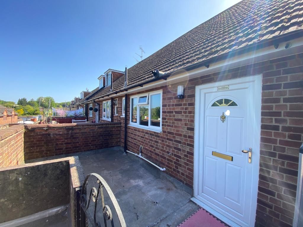 3 bed to rent in The Parade, Wharf Road, Ash Vale, Aldershot