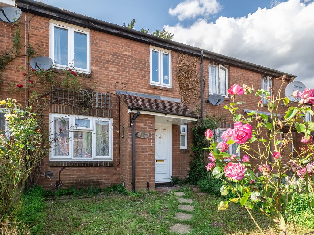 3 bed terraced house for sale in Nene Gardens, Feltham TW13 Zoopla