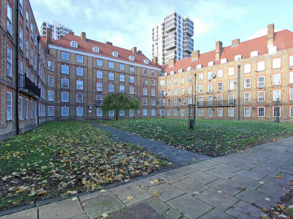 1 bed property for sale in Comber Grove, London SE5 Zoopla