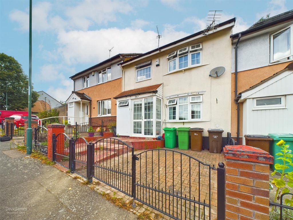 3 bed terraced house for sale in Broad Oak Close, St Anns, Nottingham