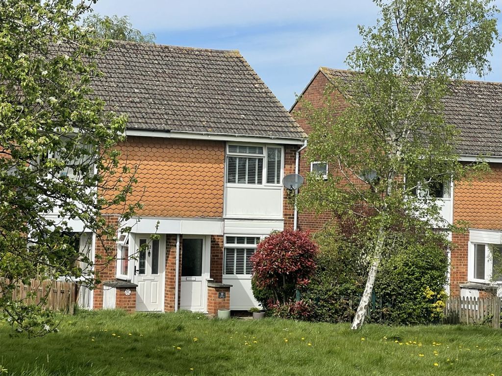 2 bed terraced house for sale in Pope Drive, Tonbridge TN12, £325,000