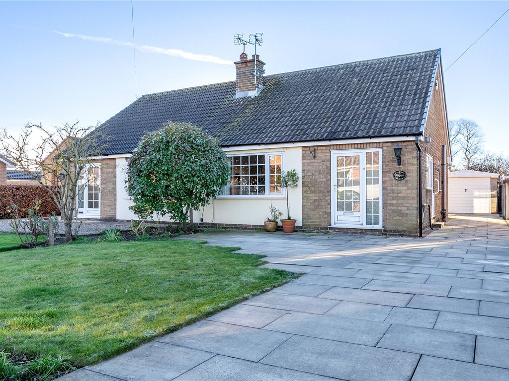 2 bed bungalow for sale in Corinda, Cawood Road, Wistow, Selby YO8, £