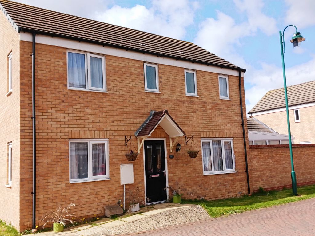3 bed detached house for sale in Saxonbury Way, Peterborough PE2 Zoopla