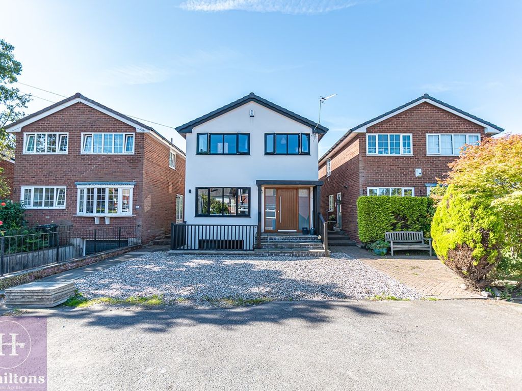 5 bed detached house for sale in Hurst Mill Lane, Glazebury, Warrington