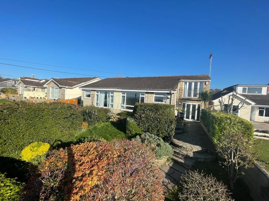 4 bed semidetached bungalow for sale in Seaview Road, Portishead