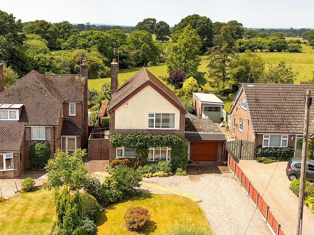 3 bed detached house for sale in Dig Lane, Wybunbury, Cheshire CW5 Zoopla