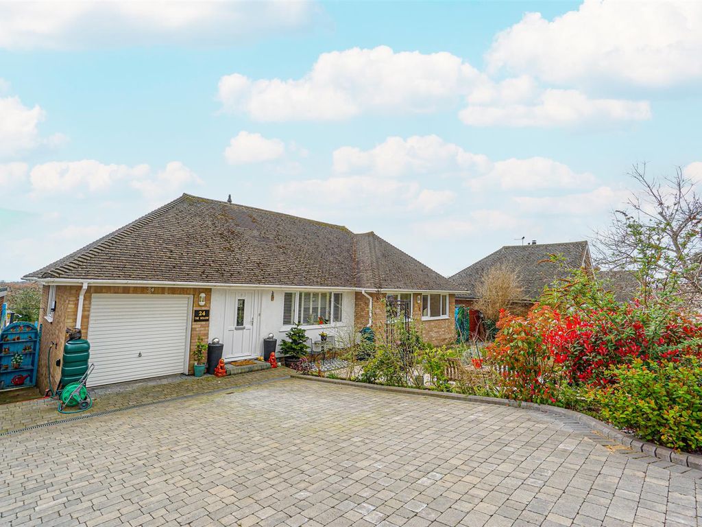 3 bed detached bungalow for sale in Ledsham Avenue, St. LeonardsOnSea TN37 Zoopla