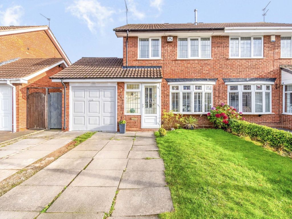 3 bed semidetached house for sale in Ainsworth Road, Wolverhampton
