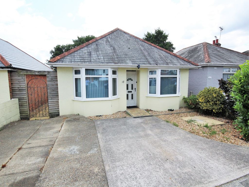 3 bed detached bungalow for sale in Sunnyside Road, Parkstone, Poole
