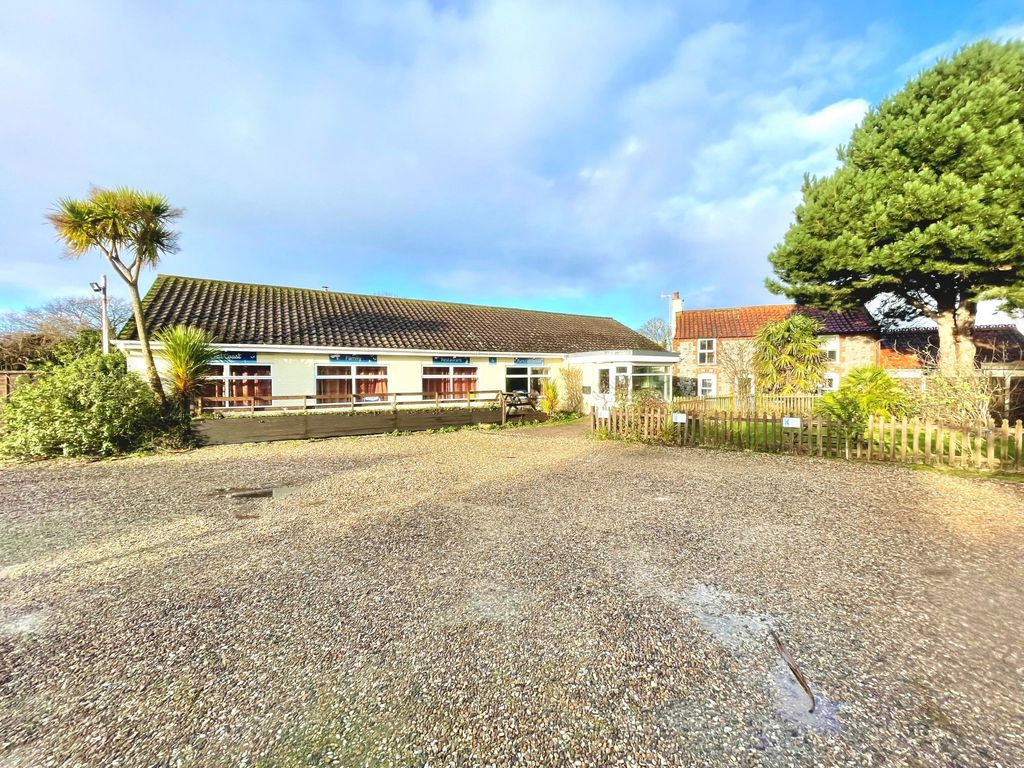 3 bed cottage for sale in Redevelopment Potential, Scratby Road