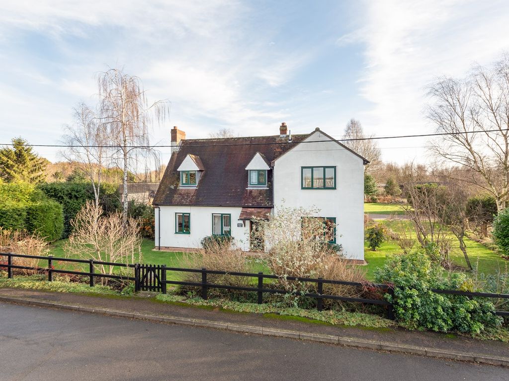 4 bed detached house for sale in Rookery Road, Wyboston, Bedfordshire