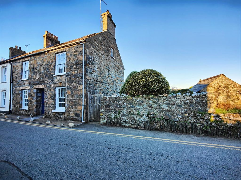 4 bed semidetached house for sale in Eastfield, Parrog, Newport SA42, £795,000 Zoopla