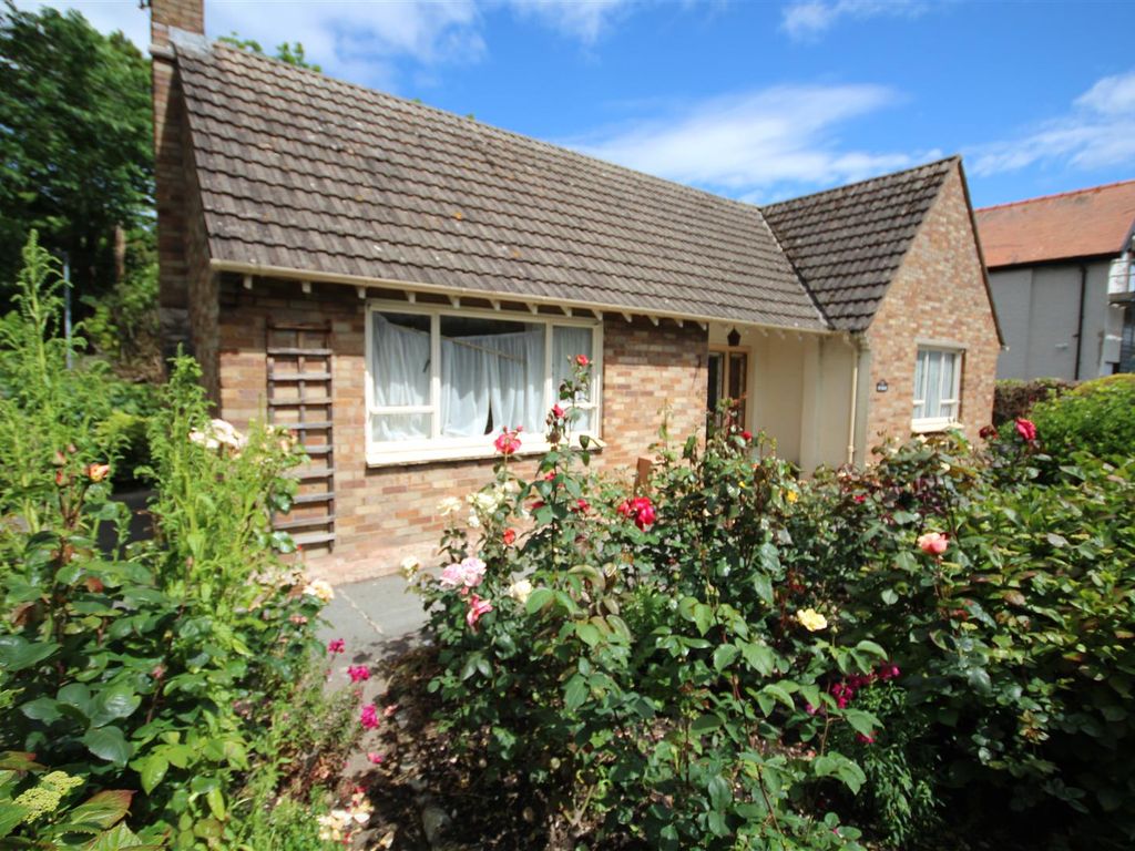 2 bed detached bungalow for sale in Abergele Road, Old Colwyn, Colwyn