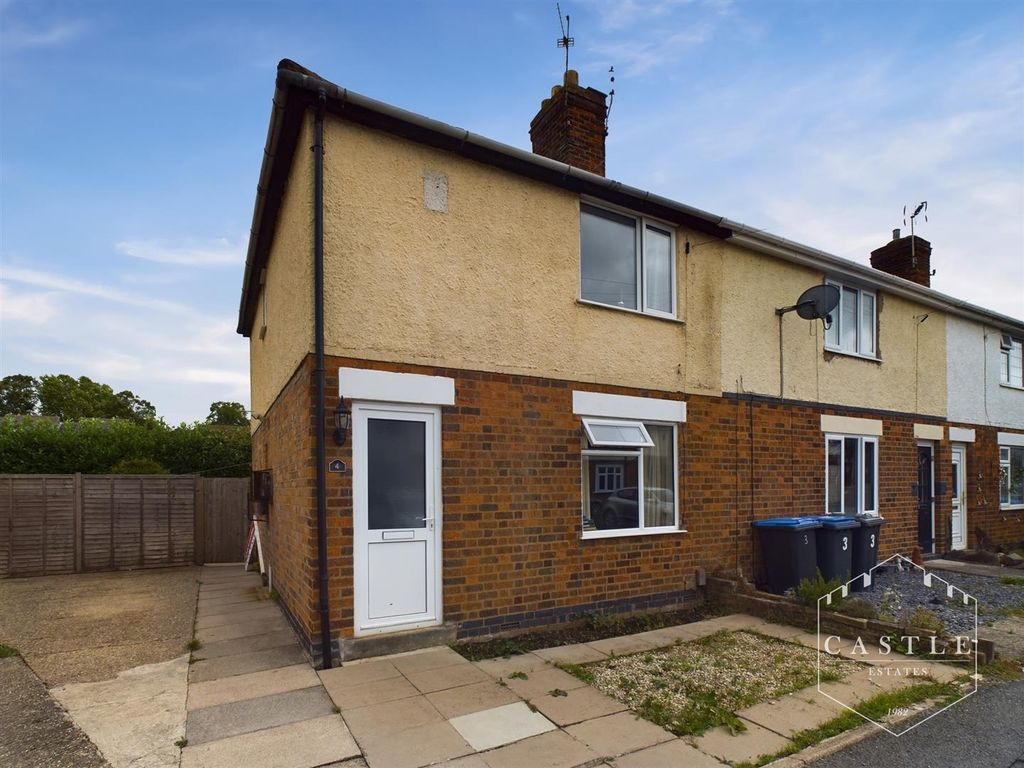 2 bed terraced house for sale in Merevale Close, Hinckley LE10, £