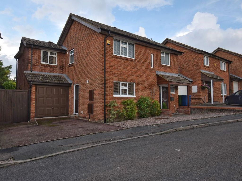 4 bed detached house for sale in Cherry Orchard, Fulbourn, Cambridge