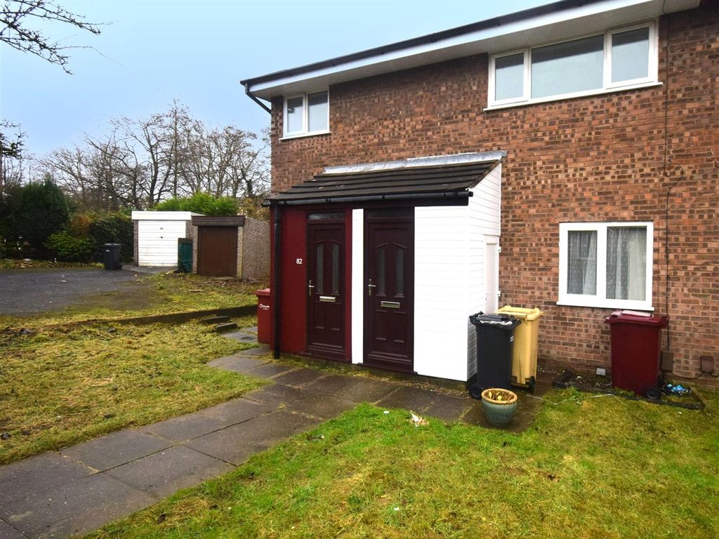 2 bed flat for sale in New Drake Green, Westhoughton, Bolton BL5, £