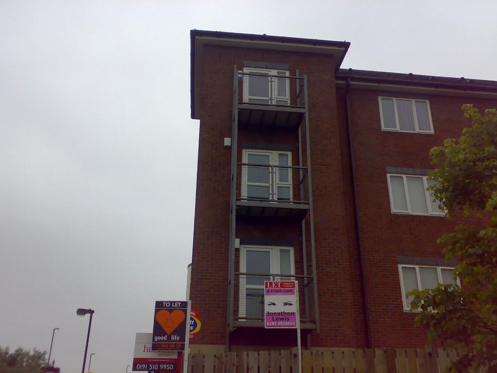 2 bed flat for sale in Ryhope Road, Sunderland SR2, £65,000 Zoopla