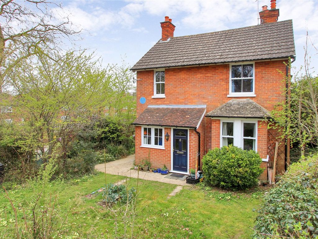 4 bed detached house for sale in Riding Lane, Hildenborough, Tonbridge