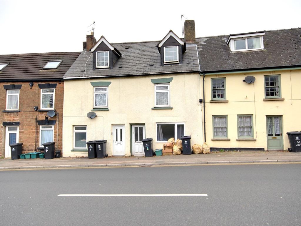 3 bed block of flats for sale in Gloucester Road, Coleford GL16, £