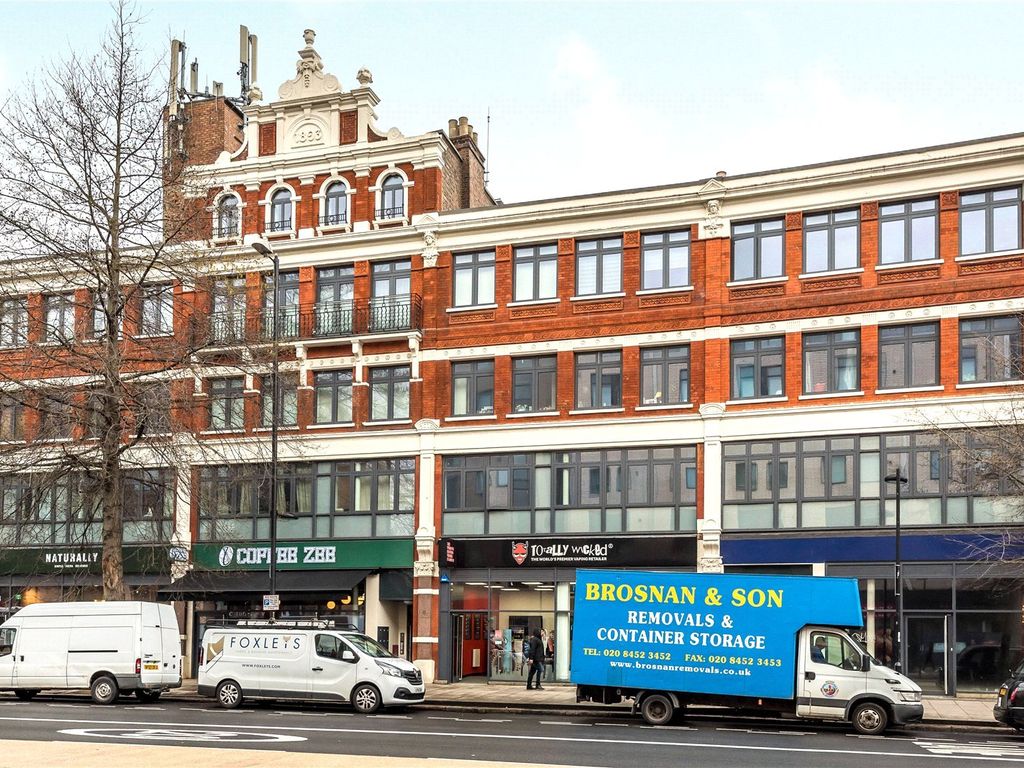 Holloway Road, London N7