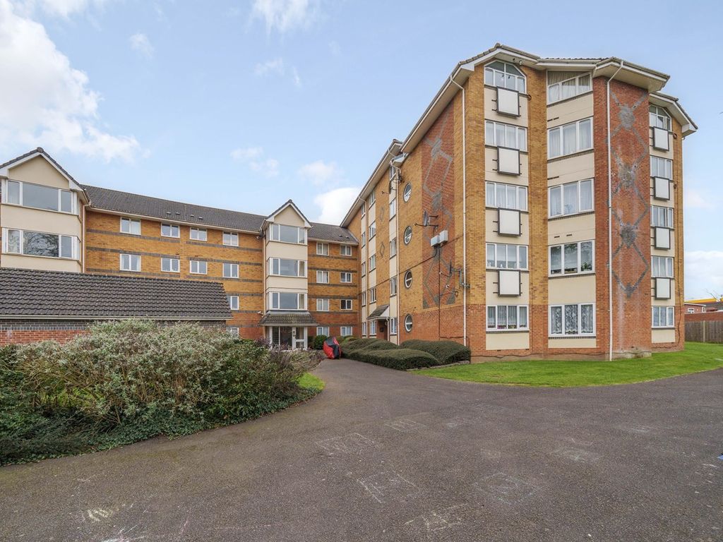 2 bed flat for sale in Oxford Road, Reading RG30 Zoopla