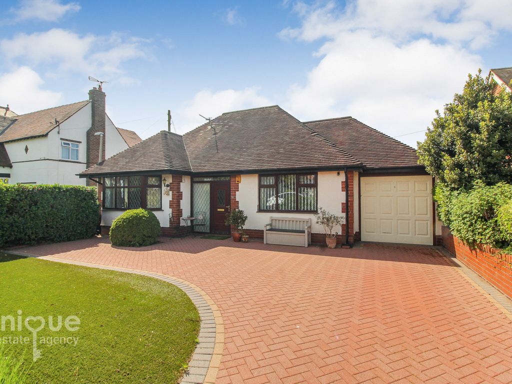 2 bed bungalow for sale in Balmoral Road, Lytham St. Annes, Lancashire