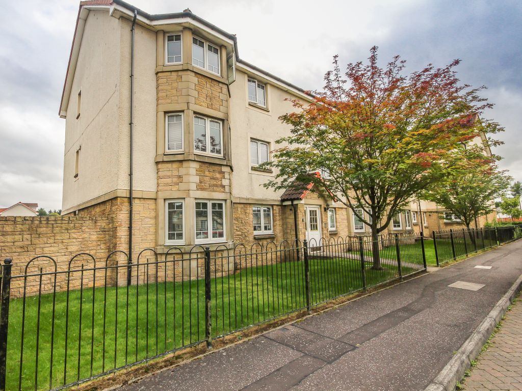 2 bed flat to rent in Leyland Road, Wester Inch Village, Bathgate EH48