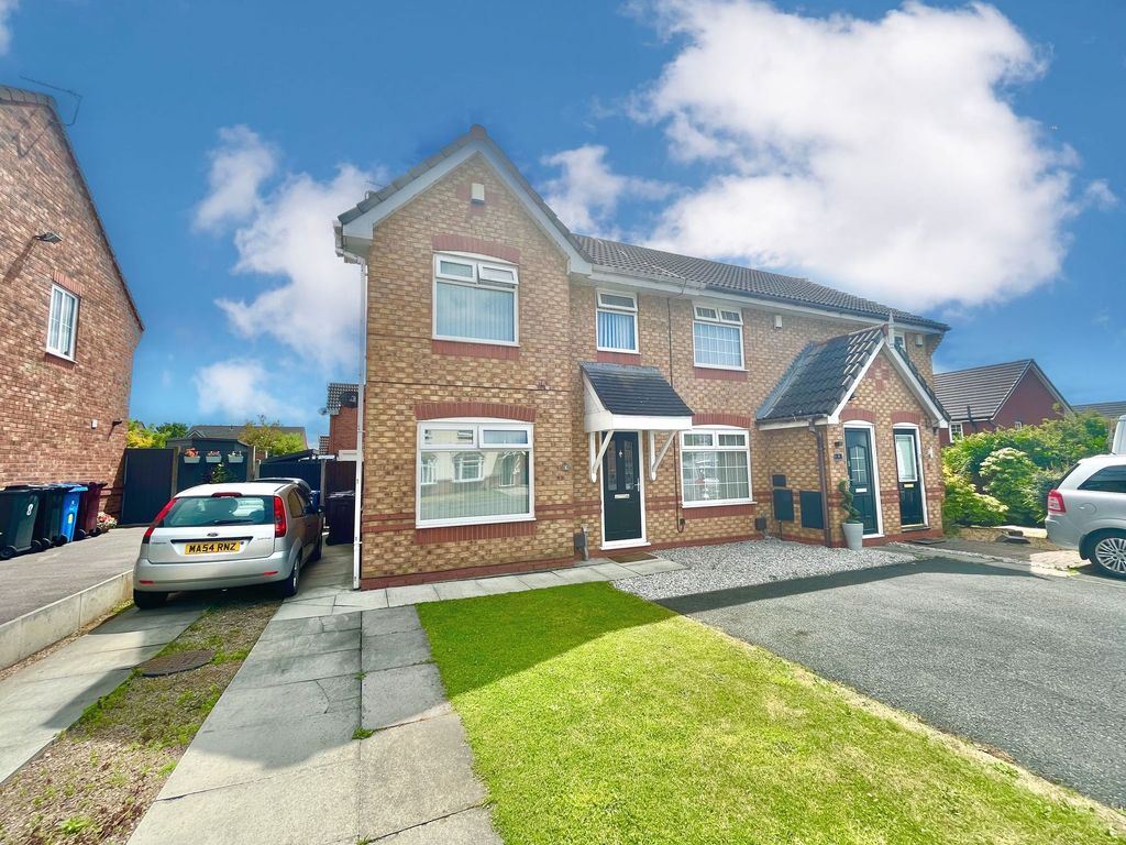 3 bed end terrace house for sale in Riesling Drive, Jasmine Gardens L33