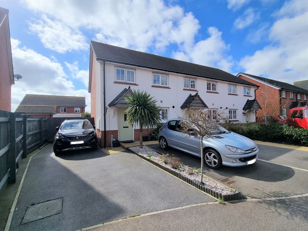 2 bed end terrace house for sale in Egret Close, Dawlish EX7 Zoopla