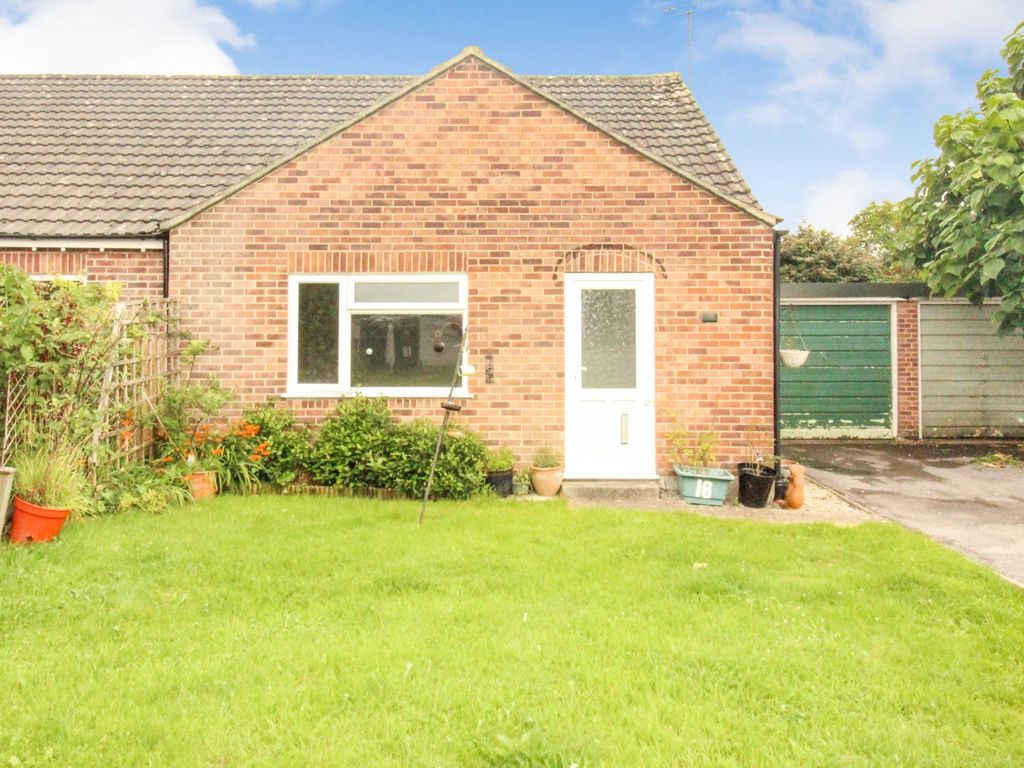 2 bed terraced house to rent in Wessex Way, Gillingham, Dorset SP8, £