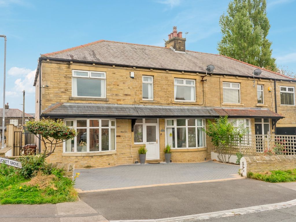 4 bed semidetached house for sale in Daleside Road, Pudsey LS28, £