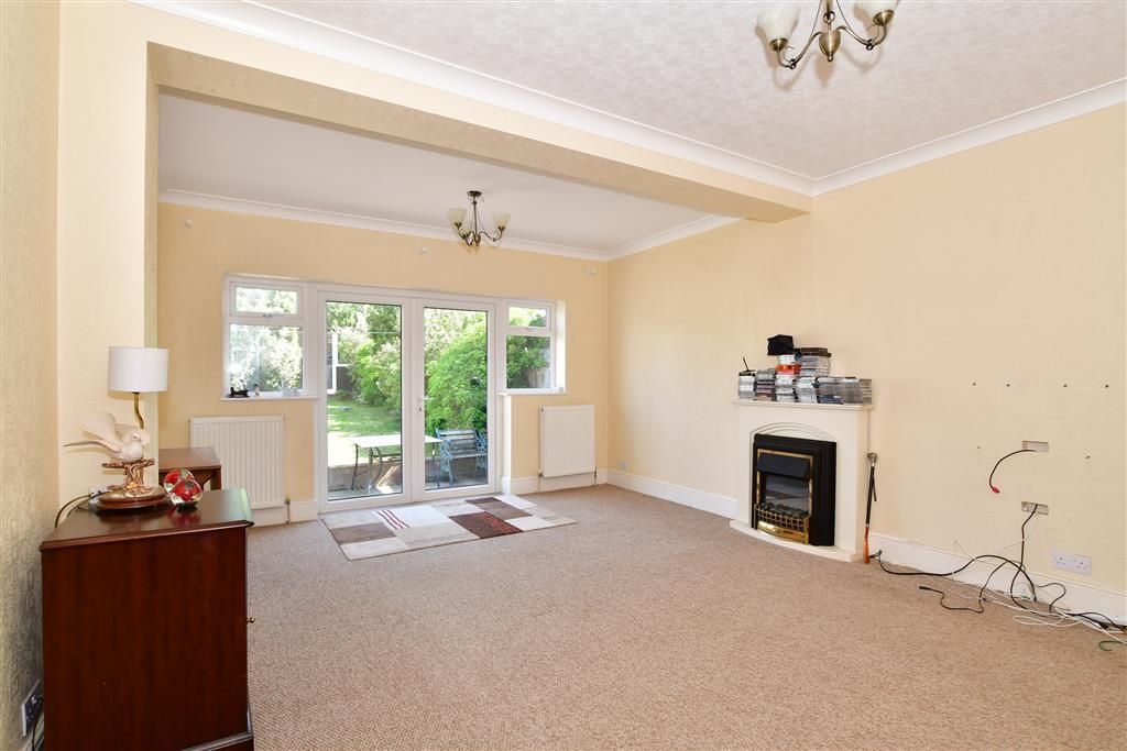 2 bed semidetached bungalow for sale in Gerrard Avenue, Rochester