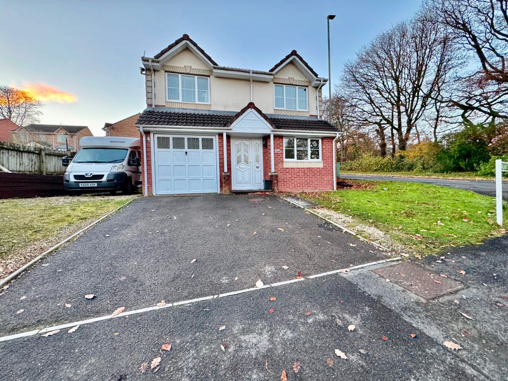 4 bed detached house for sale in Oakland Gardens, Bargoed CF81, £