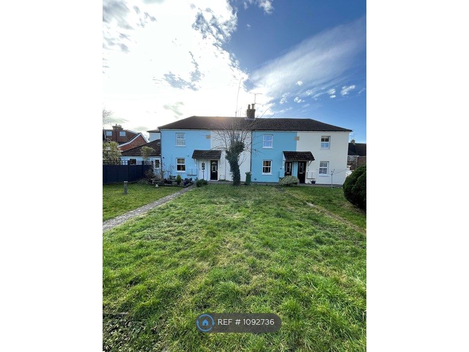 2 bed terraced house to rent in Milton Road, Horsham RH12 Zoopla