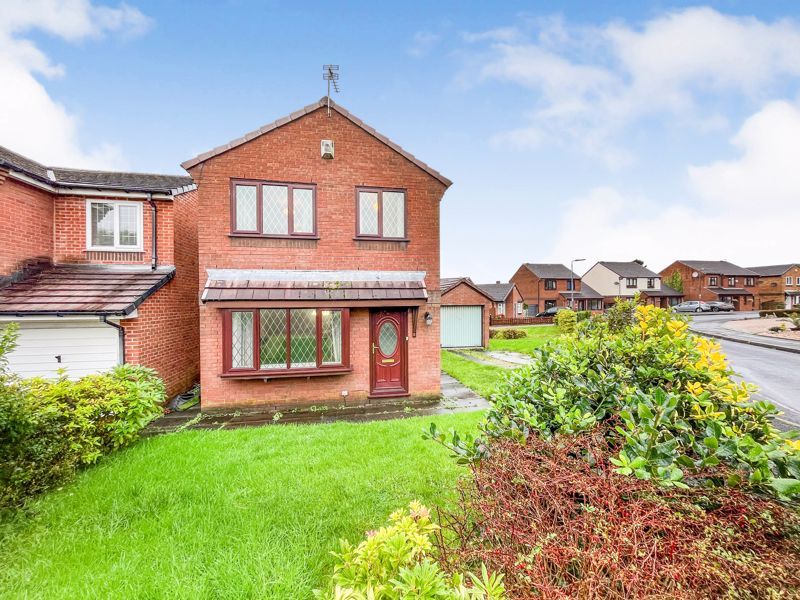 3 bed detached house for sale in Halsall Close, Bury BL9, £225,000 Zoopla