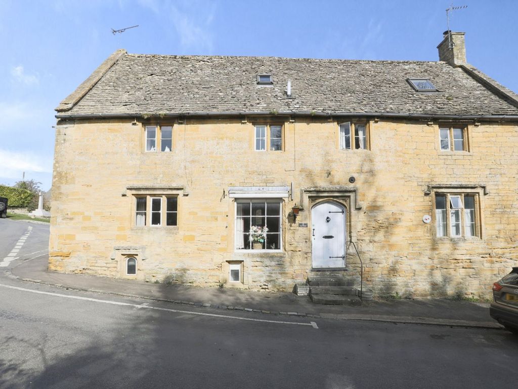 3 bed cottage for sale in School Square, MoretonInMarsh GL56, £