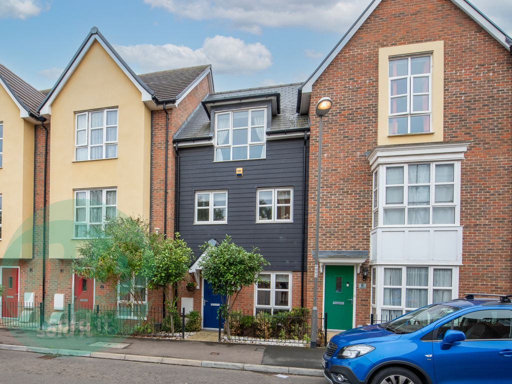 Fuggle Drive, Aylesbury, Bucks HP21  