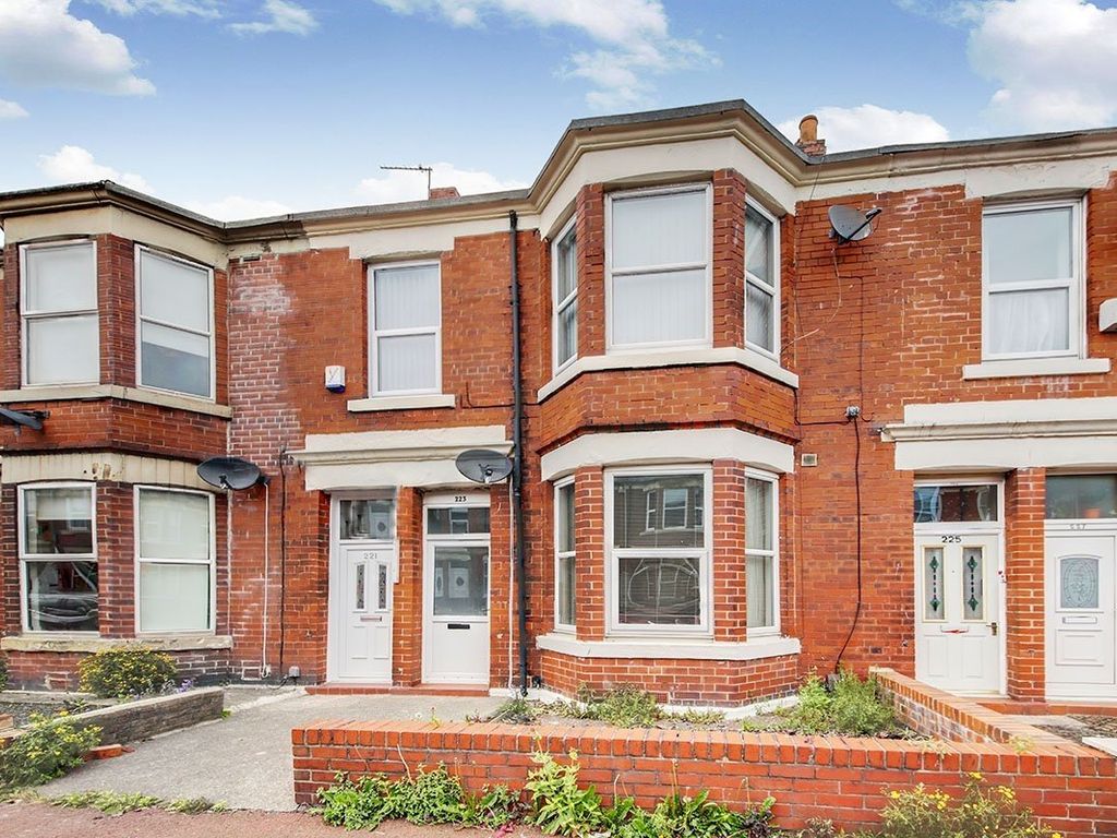 2 bed flat for sale in Simonside Terrace, Newcastle Upon Tyne, Tyne And