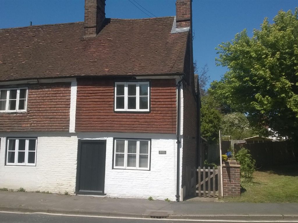 3 bed end terrace house to rent in High Street, Westerham TN16, £1,850 pcm Zoopla