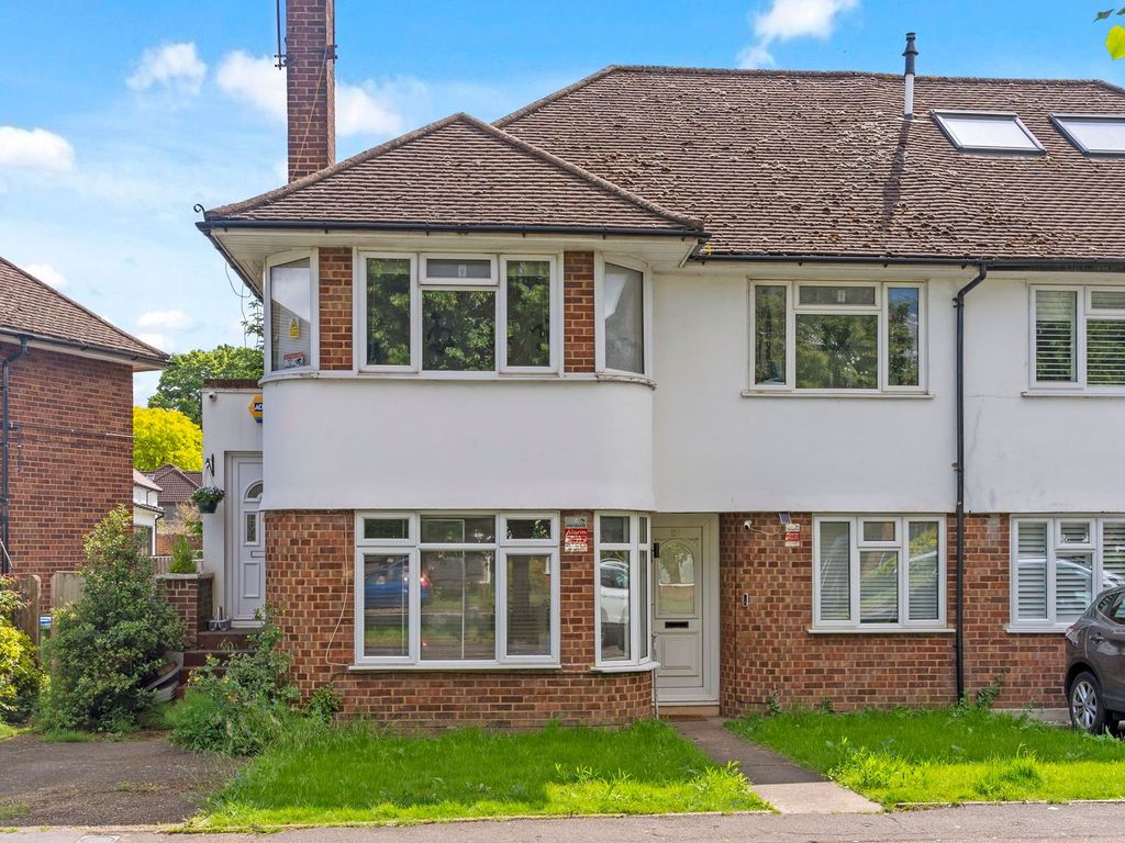 3 bed for sale in Hampton Court Way, Thames Ditton KT7, £