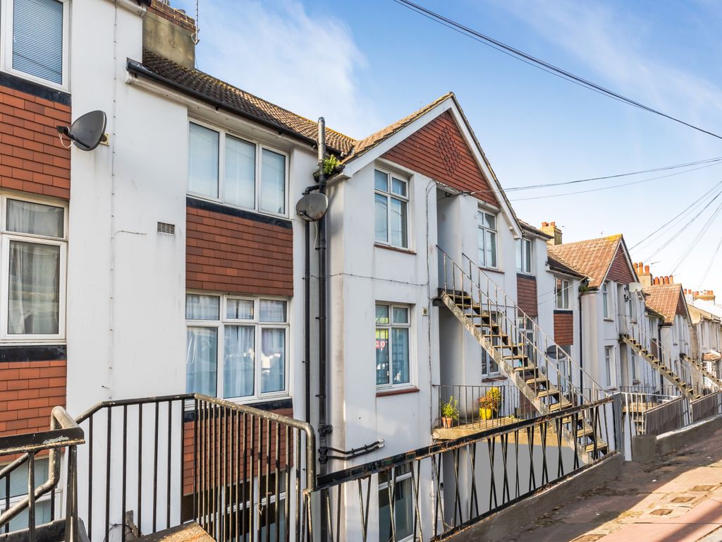 2 bed flat for sale in Bonchurch Road, Brighton BN2 Zoopla