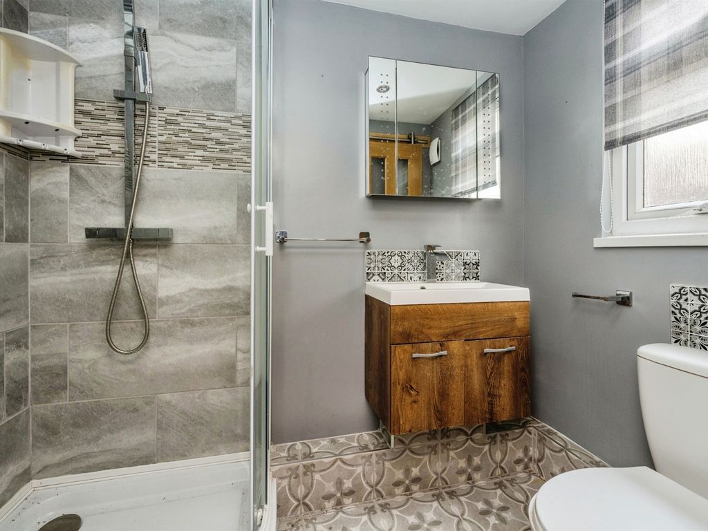 3 bed end terrace house for sale in Cecil Street, Neath SA11, £90,000