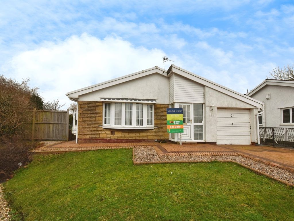 3 bed detached bungalow for sale in Trenos Gardens, Llanharan