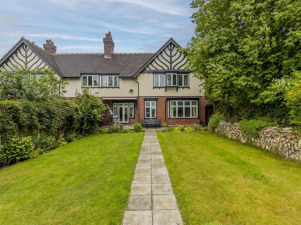 4 bed semidetached house for sale in Gravelly Bank, Stoke On Trent ST3